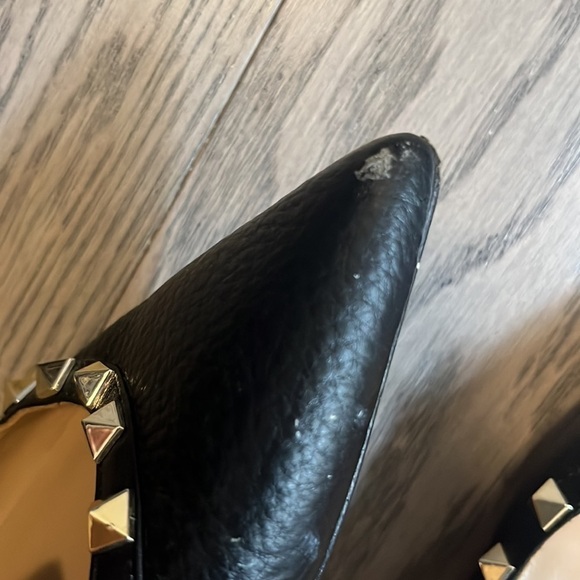 Valentino Garavani:  Rockstud Leather Ballet Flats - Picture 7 of 8